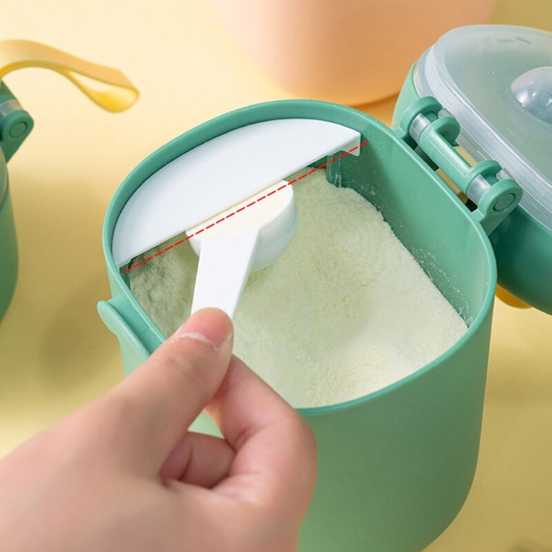 400ml/800ml Baby Formula Dispenser with Scoop Milk Powder Storage Box Infant Essential Cereal Snacks Container