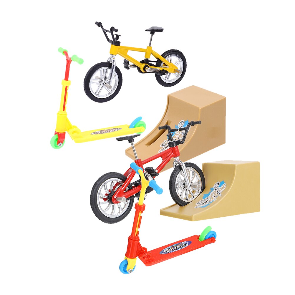 2 Sets Children Finger Bike Kit Mini Scooter Ramp Fingertip Sports Table Game