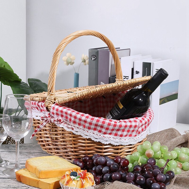 Country Style Wicker Picnic Basket Hamper with Lid and Handle &amp; Liners for Picnics, Parties, Wedding and BBQs