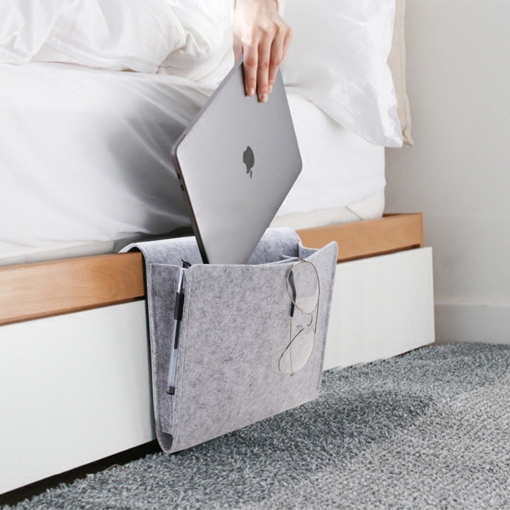 Anho opbevaringsorganisator filt hængende opbevaringstasker ved sengekanten mobiltelefon fjernbetjening diverse bog med 2 inderlommer til seng