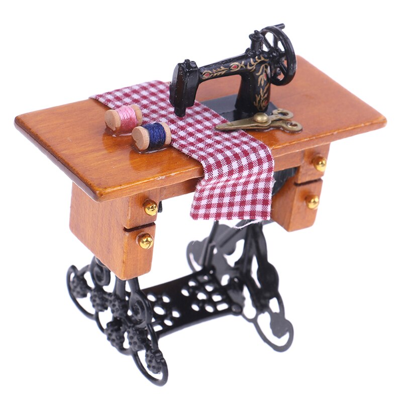 Miniature Sewing Machine With Cloth Accessory for 1/12 Scale Dollhouse Decoration