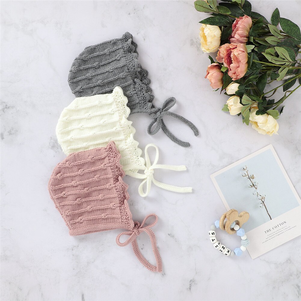 Infantile bébé tricot chapeau doux mignon Bonnet chapeau hiver baptême Bonnet avec mentonnière hiver casquettes accessoires