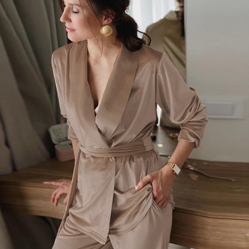 HiLoc Khaki Spring Robe Sets Knitting Bathrobe For Women Sleepwear Long Slevee Velvet Pajamas With Pants Nightwear Pajama