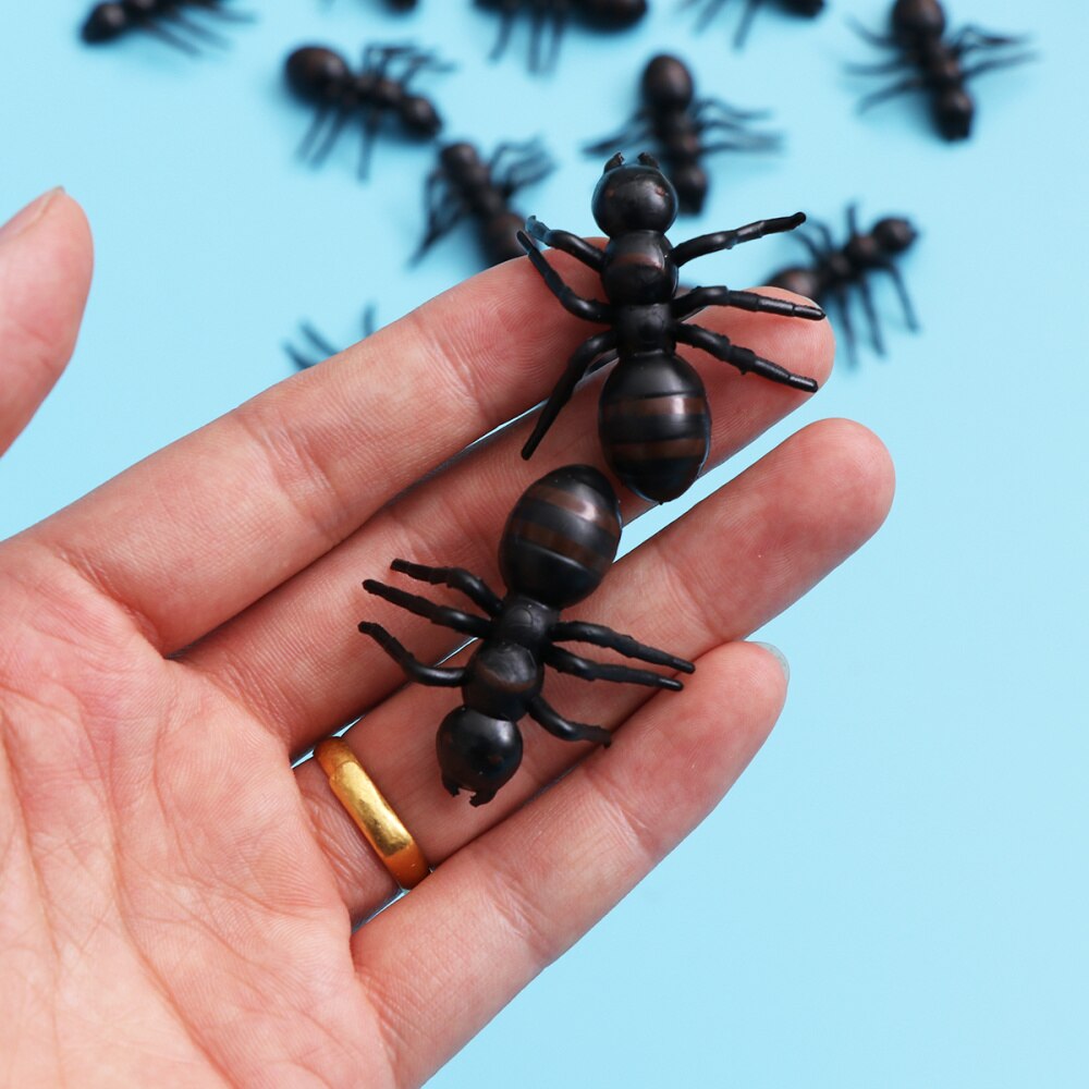 30Pcs Gesimuleerde Grote Mieren Nep Dier Insect Prank Feestartikelen