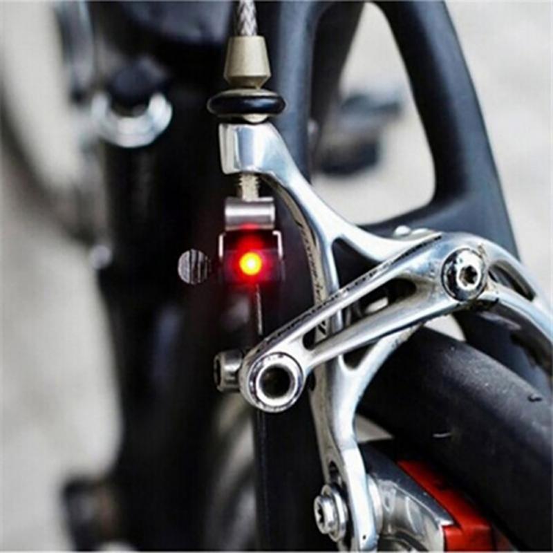 Fietsen Rem Fiets Light Mount Staart Achter Fietslicht LED Licht Hoge Helderheid Waterdichte rode LED lamp Fietsen Accessoires