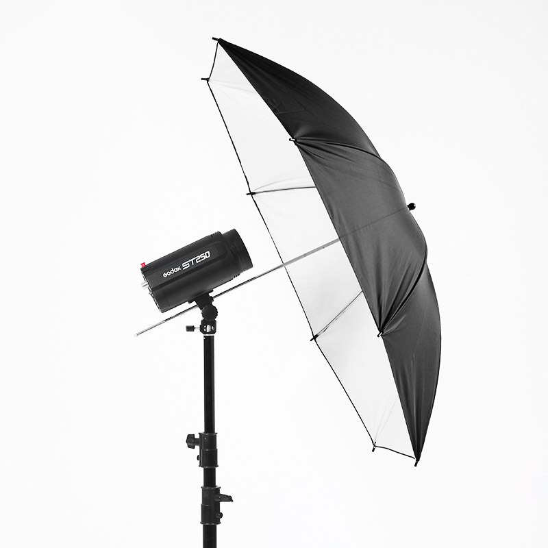 43inch/110cm Photography Pro Studio Flash Reflector Black Silver Reflective Umbrella Is helpful in studio shooting