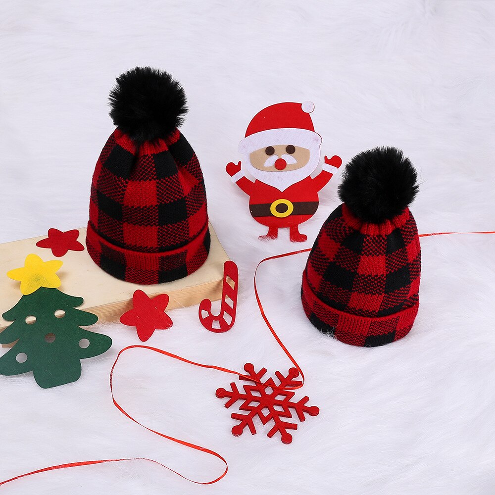 Knitted Hat Fashionable Plaid Woolen Hat Christmas Knitted Cap for Adults Kids Red