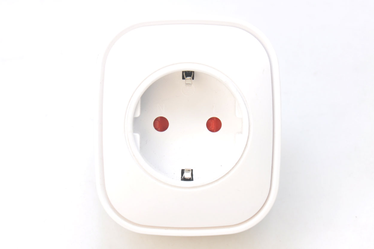 Smart Socket Wireless Zigbee Power Metering Plug EU Wall socket Control Power On off For Smart Home Device By App 3000W USED