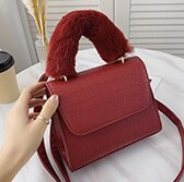 Unieke Tas Winter Vierkante Bag Pluche Handtas & Elegante Schoudertas Messenger Bag Breedte 20Cm Hoogte 16cm: Rood