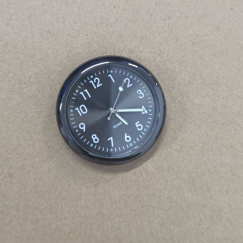 Automobil Uhr Armaturenbrett Auto Uhr Innen Dekor Tragbare Mini Uhr Dekoration Leuchtende Analog Uhr Ornamente Für Autos: verrotten