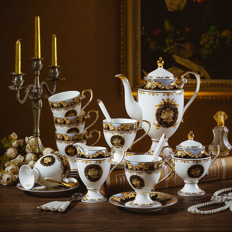 Europese Stijl Bone China Kopje Koffie Sets Creatieve Porselein Afternoon Tea Cup Party Hotel Melk Pot Home Decor Huwelijksgeschenken