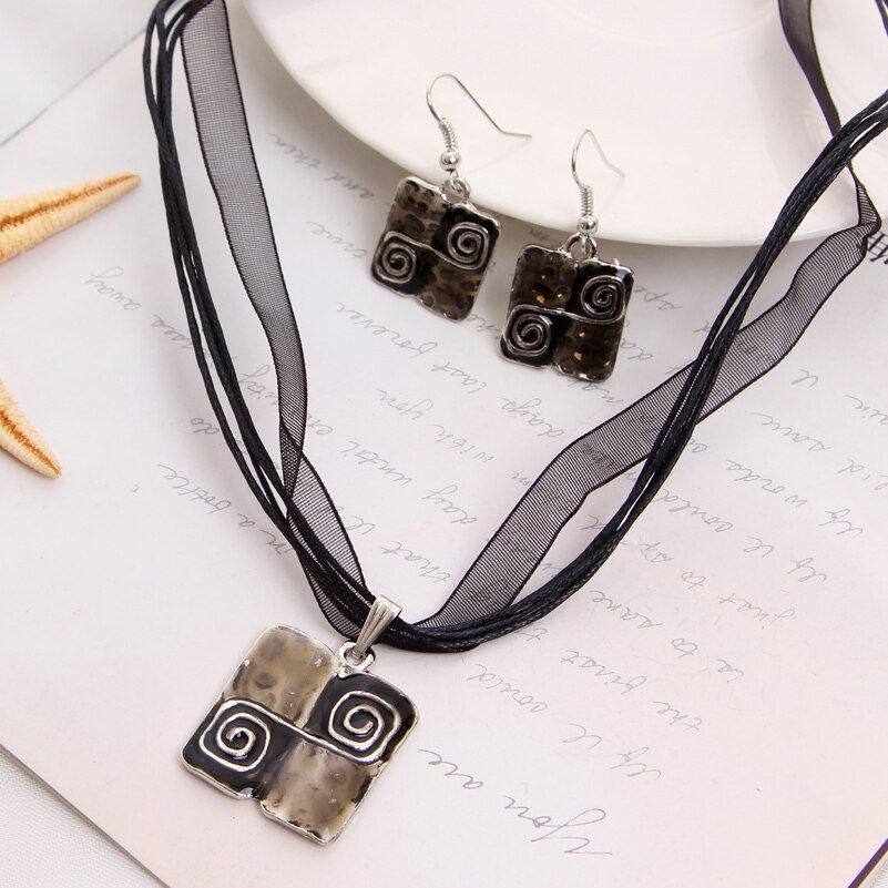 Factory price top jewelry Boho Rope Chain Muitilayers jewery sets Pendant necklace earring Set