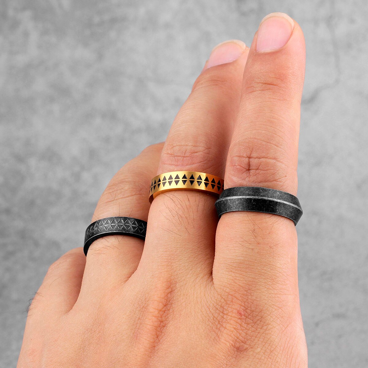 Retro gammal svart triangel rostfritt stål mens ringar cool enkelt för parälskare manliga biker smycken kreativitet