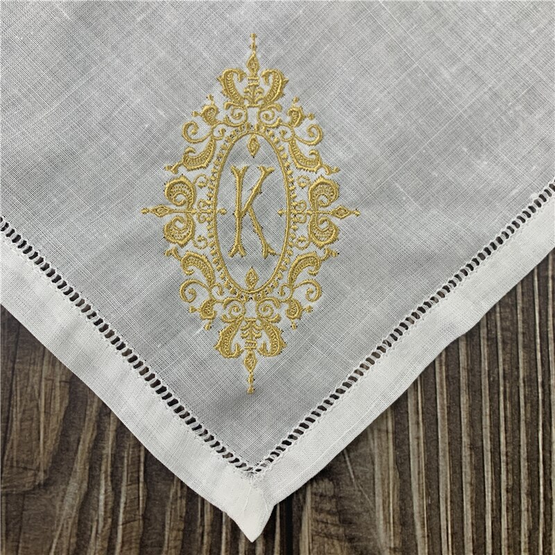 12 Pcs Monogram Zakdoeken Wit Pure Ramee Stof Zakdoeken Hemstitched Grens/Plain Klassieke 13X13-Inch: Letter K Gold
