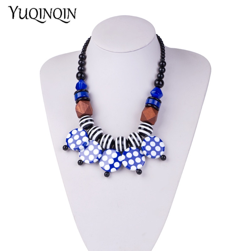 Trendy Resin Wood Necklaces With Circle Pendant for Women Round Geometric Acrylic Beaded Chains Jewelry Necklace