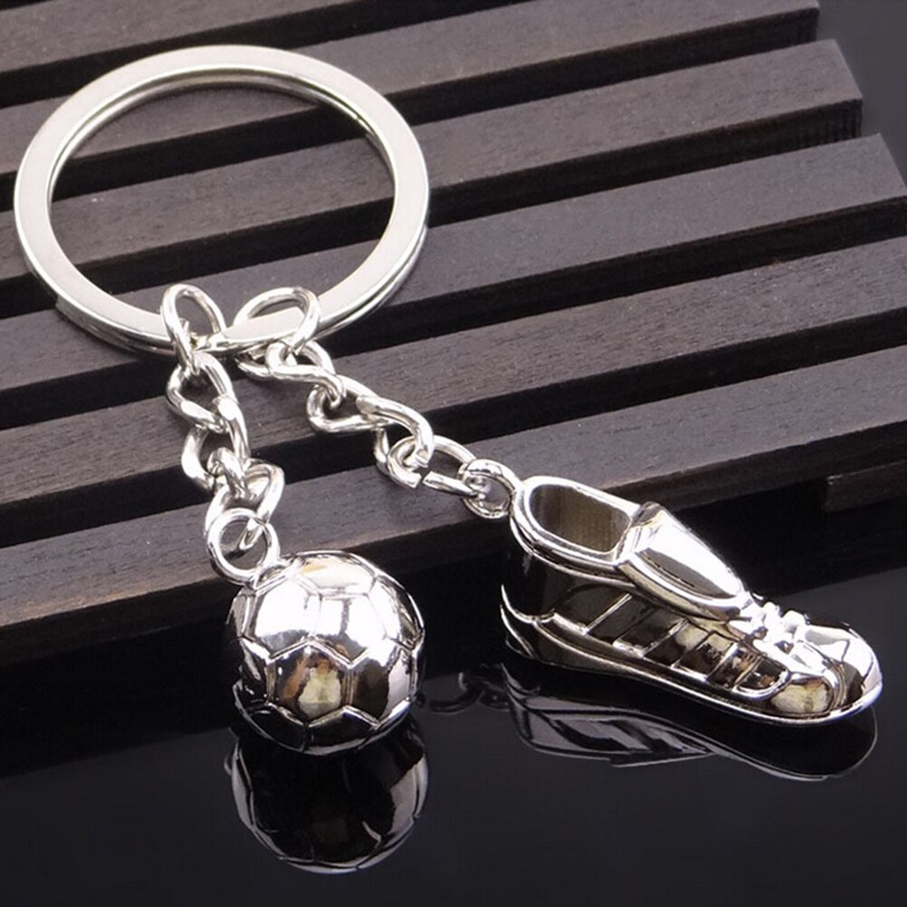 Unikke fodboldsko fodboldbold nøgleringe ring rustfrit stål metal legetøj nøglering 30mm * 25mm * 6mm