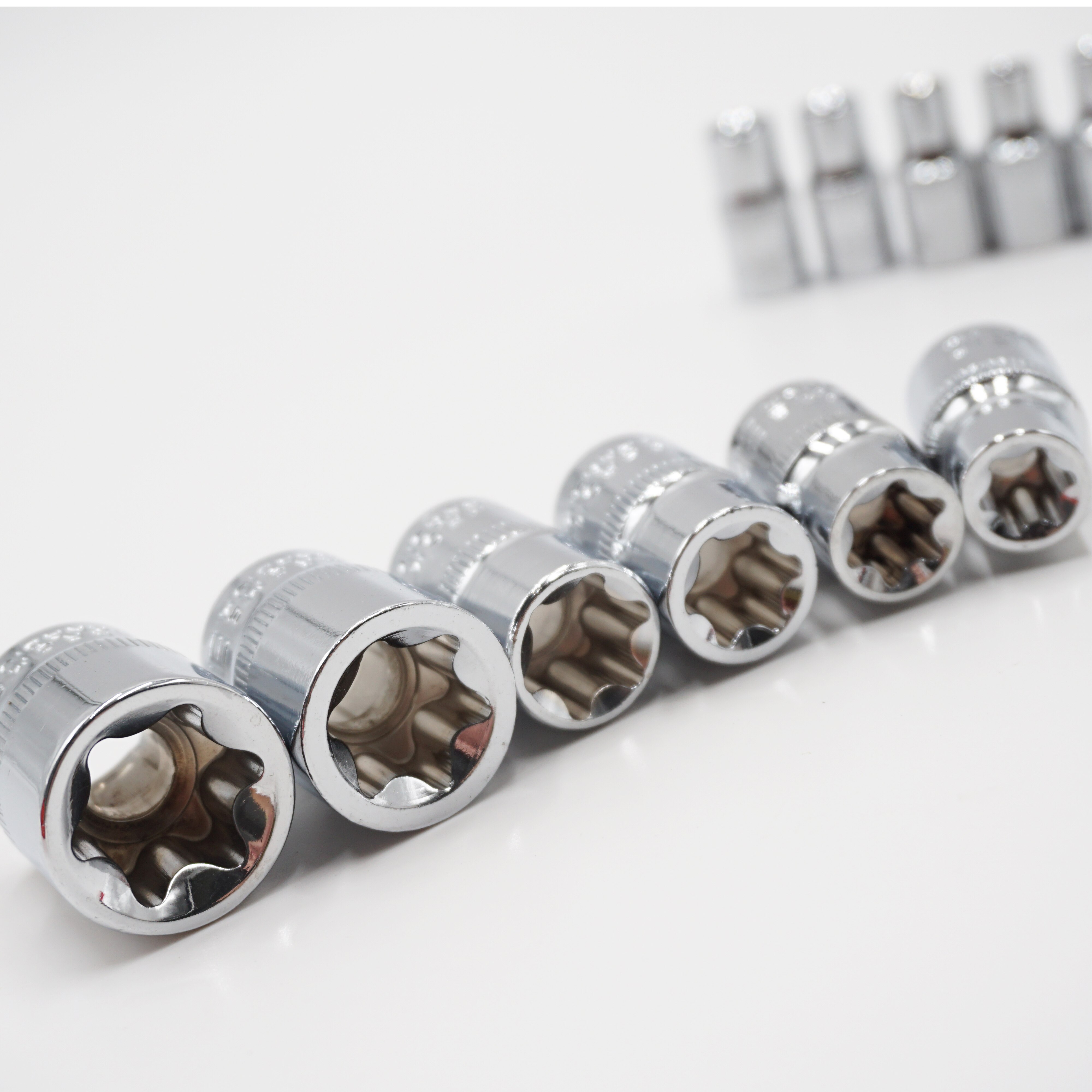douille torx femelle Jeu de douilles Torx Star 1/4 3/8 douilles torx femelles de type E Tête de clé E4 E5 E6 E7 E8 E10 E12 E14 E16 E18 E20 prises Outils de réparation automobile