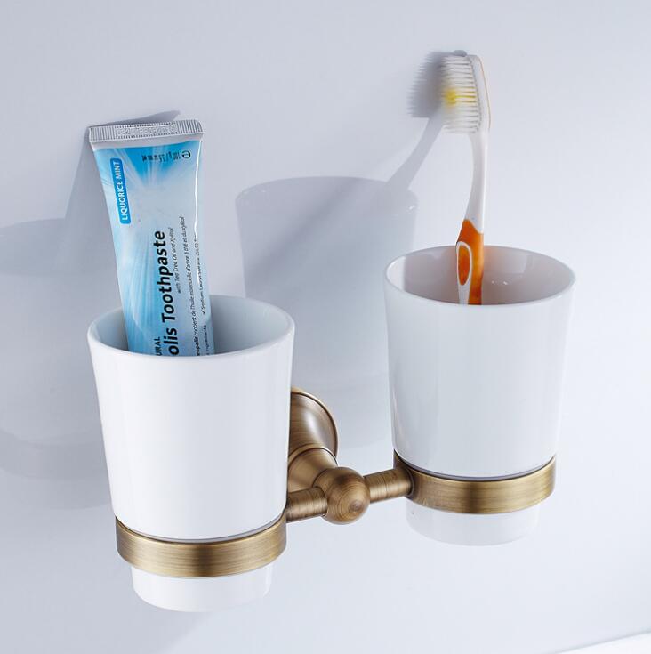 Portavasos y vaso antiguos de latón, soporte para cepillo de dientes antiguo con tazas dobles de cerámica, accesorios de baño, hardware de baño: antique