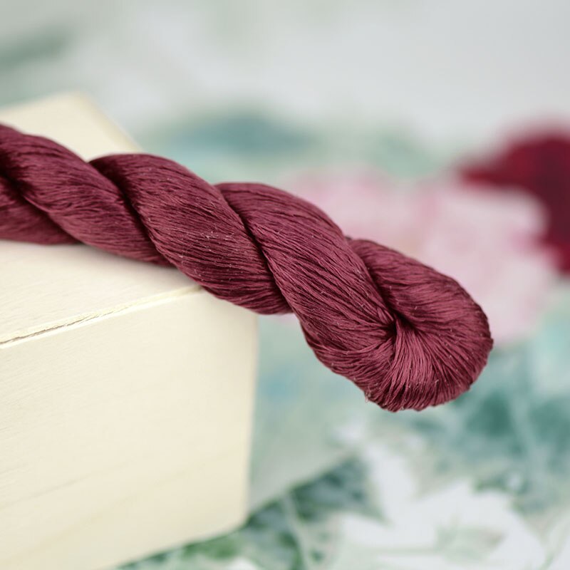 1pcs 100% silk thread hand embroidery embroider cross stitch 400m silk embroidery thread brick red series 10 pure colors: 8