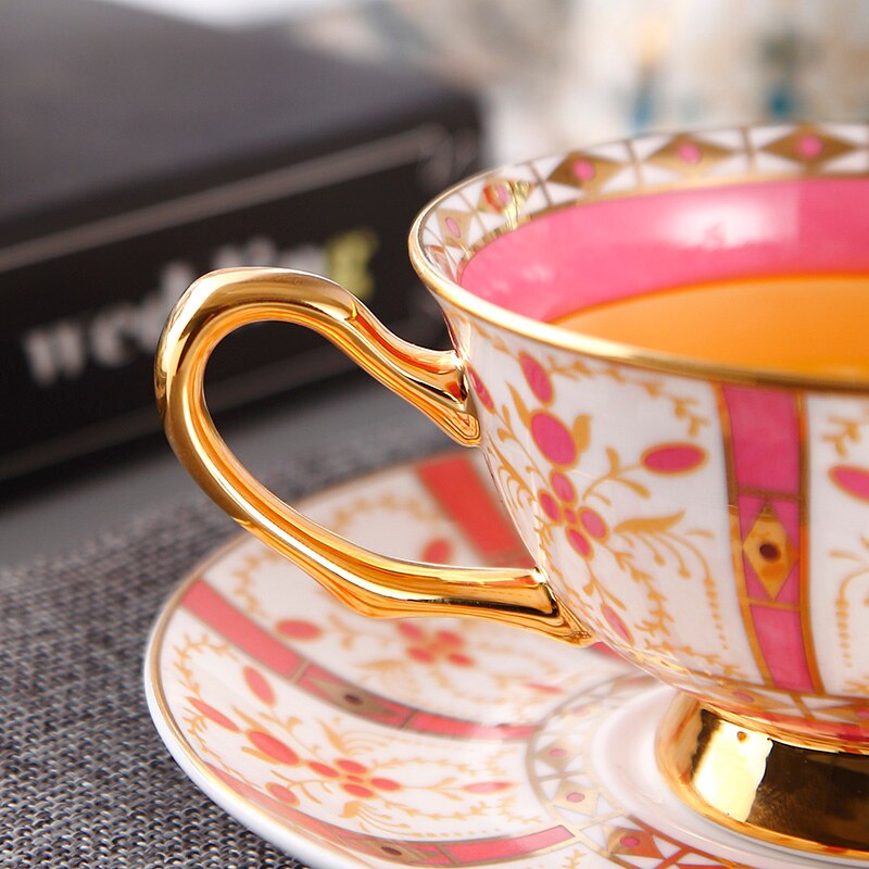 EECAMAIL European Luxury Coffee Cup Bone China Afternoon Tea Ceramic Phnom Penh Red Tea Cup Flower Tea Cup Coffee Cup
