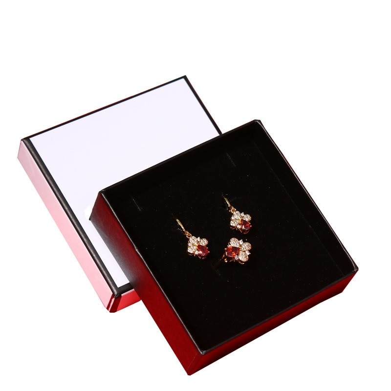 Square Jewelry Display Box Holder White Organizer Engagement for Ring Earring Brooch Necklace Bracele Packaging Boxes