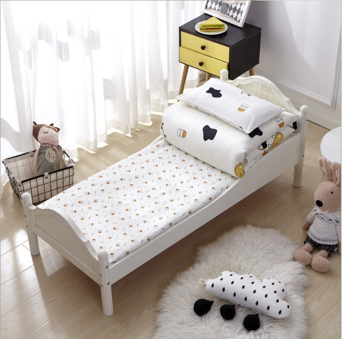 3 stk bomuldsseng sengelinned sæt tegneserie baby sengetøjssæt inkluderer pudebetræk lagen dynebetræk uden fyldstof: Hvid