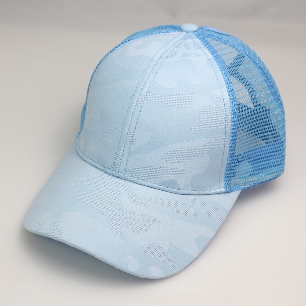 Dames roze baseballpet met camouflagepatroon, rommelige hoge knot, paardenstaart, mesh truckerpet, verstelbaar
