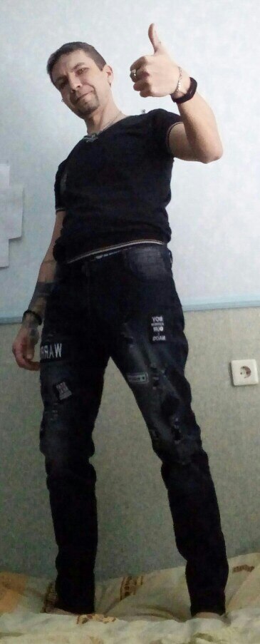 men's hole embroidery jeans Hip-hop slim men jeans skinny jeans men Clothes