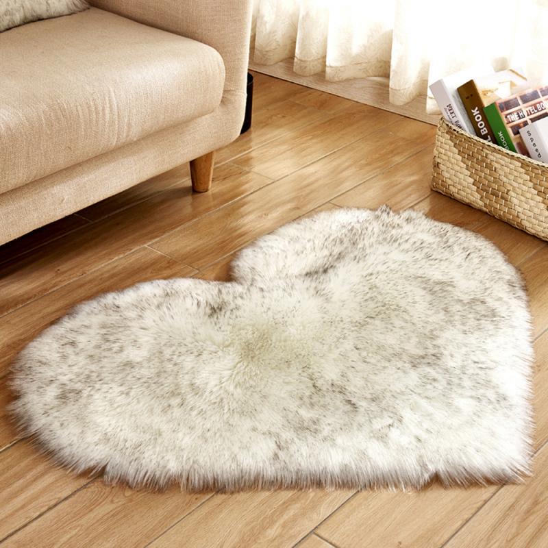 Multifunction Kitchen Bathroom Bedroom Living Room Fluffy Artificial Wool Sheepskin Hairy Love Heart Rugs Household Accessories: Black white tip