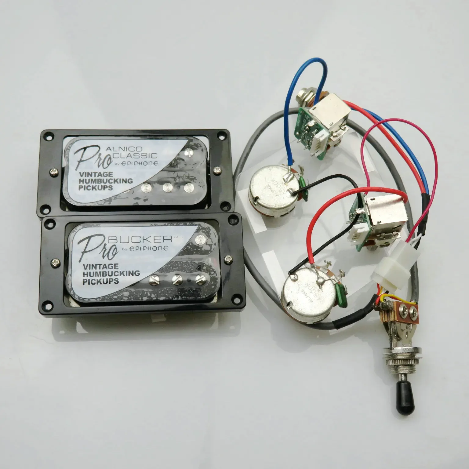 Humbucker Alnico Classic 57 y PRO Bucker pastillas de guitarra arnés de cableado push pull: Gris claro