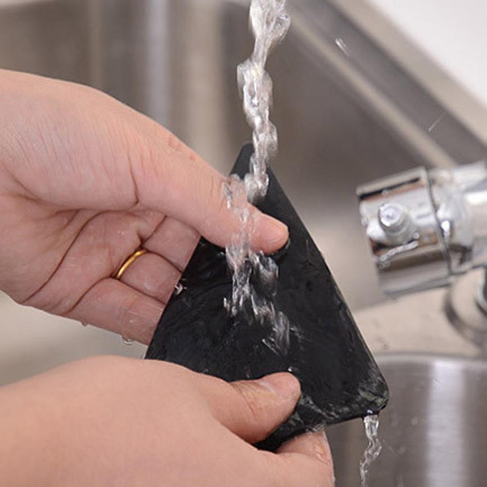 1 st triangel återanvändbar anti-slip gummimatta halkskydd matta tvättbar matta gripper stopper tejp klistermärke svart hörn pad