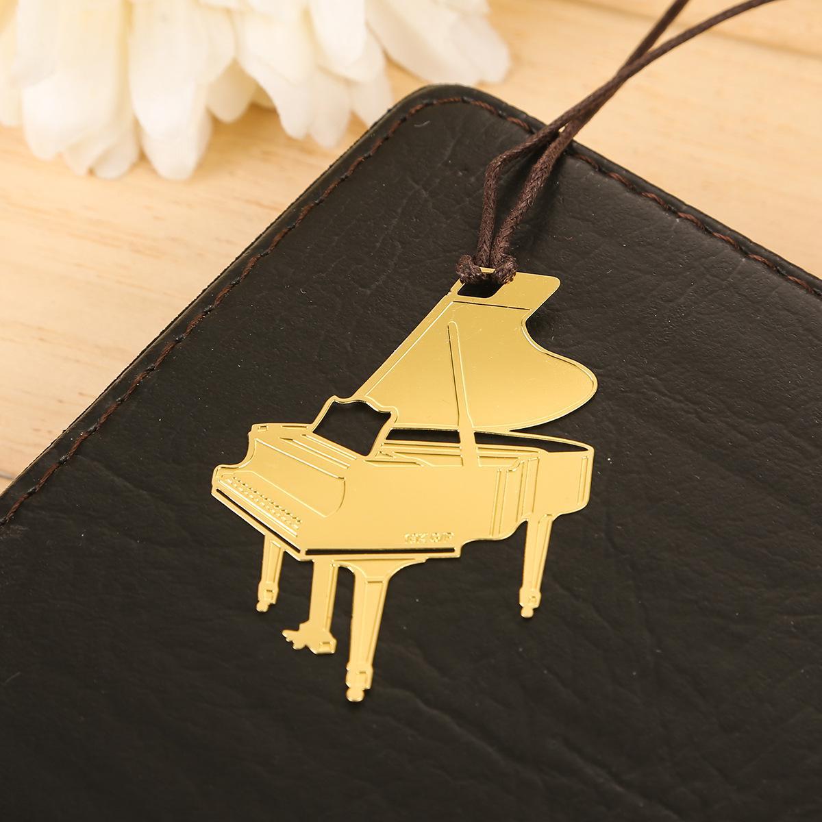 Sødt guld metal bogmærke musik klaver guitar bogmærke til bog koreansk papirvarer: E