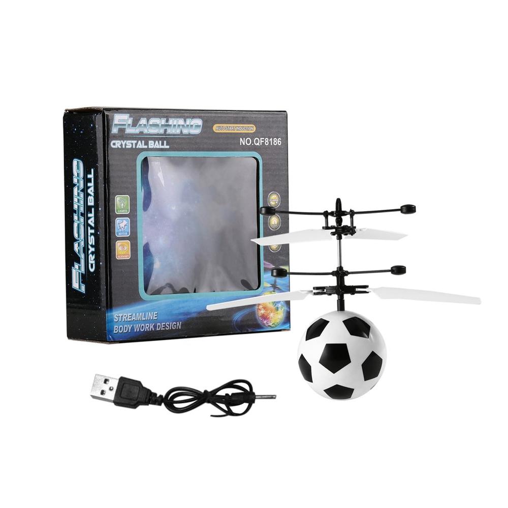 Lichtgewicht infrarood inductie vliegende flits disco magische led voetbal podiumlamp helikopter kinderspeelgoed voor kinderen