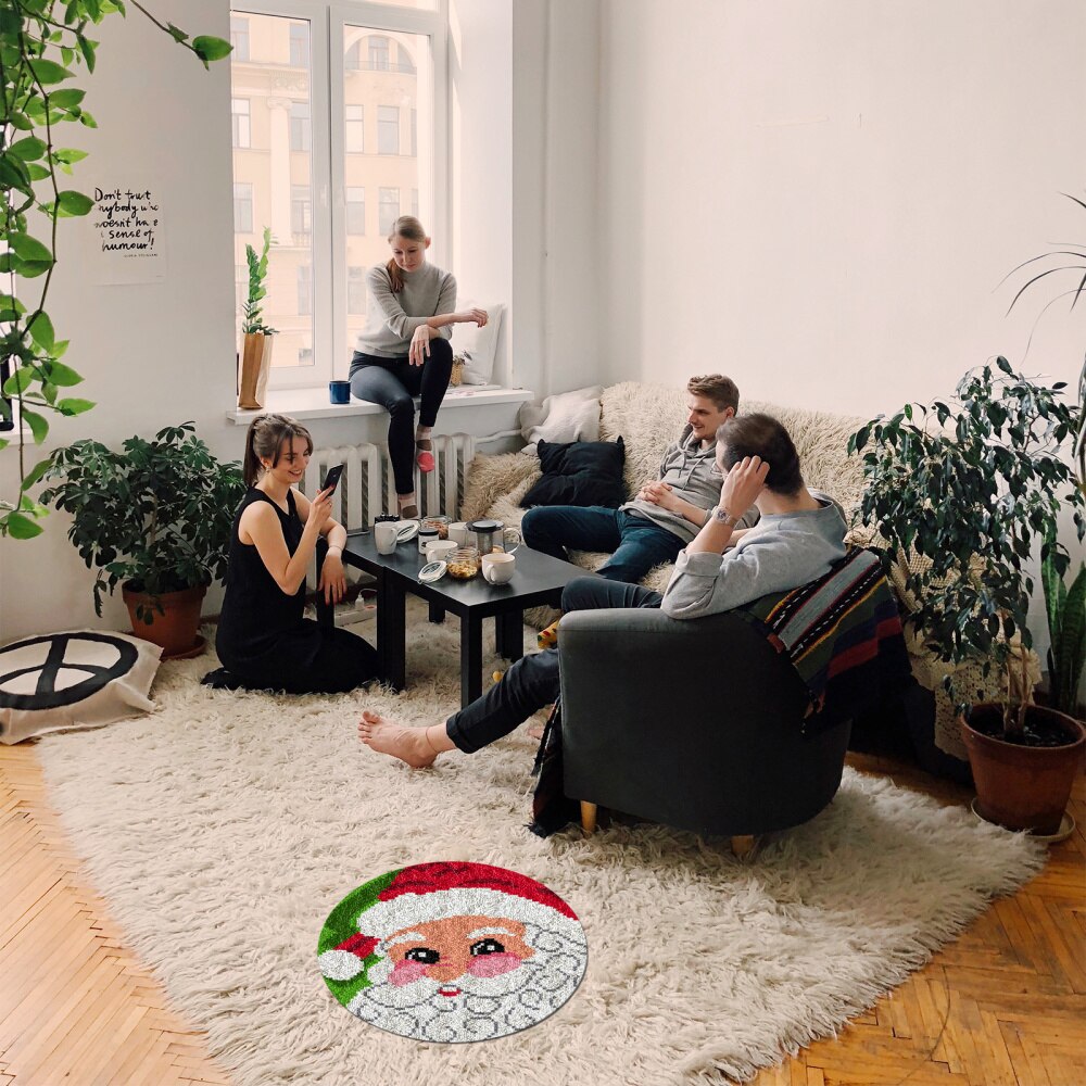 1 Set Of DIY Kit Interesting Handmade Latch Hook Kits Carpet Making Material DIY Rug Kit for Home