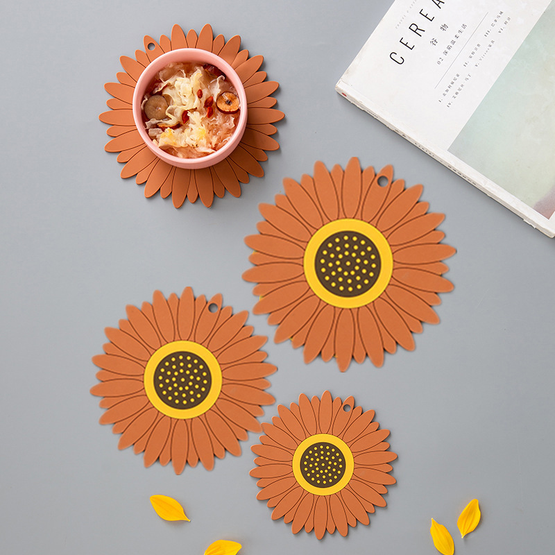 Sunflower Potholder Pot Mat Home Dining Mat Plate Mat Table Mat Anti-scalding Tea Coaster Bowl Mat