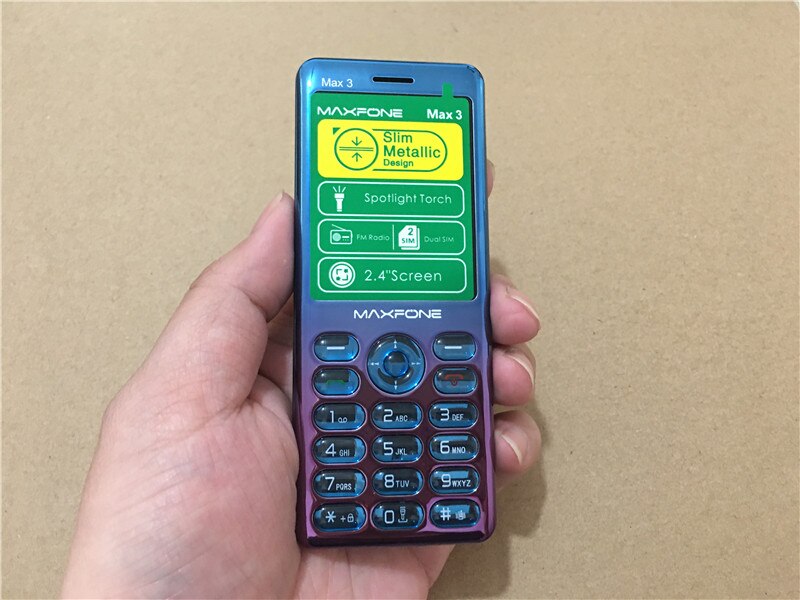 Maxfone Max 3 Mobiele Telefoon 2.4 "Dual Sim Magic Geluid Bluetooth Zaklamp MP3 Camera Bighorn Verblinden Goedkope Celular