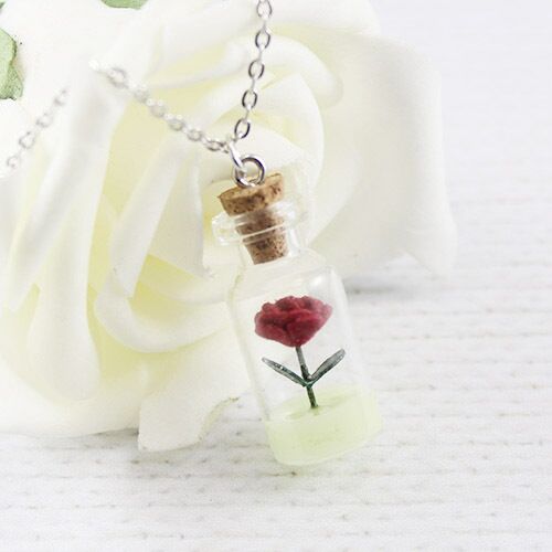 Pendentif lumineux petit Prince Rose, collier ajouré qui brille dans la nuit, bijoux d&#39;halloween