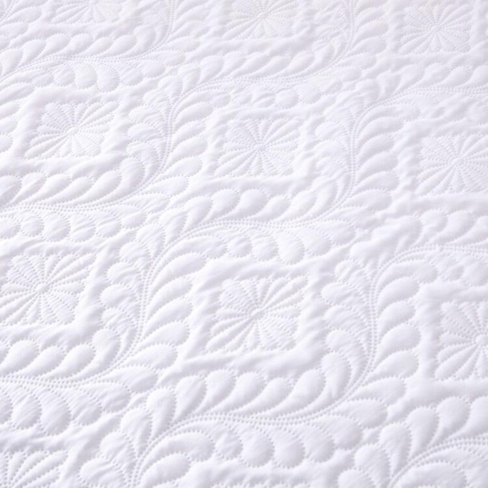 Waterdichte Matrasbeschermer Effen Kleur Gewatteerde Reliëf Premium Matras Protector Ademend Geruisloze Matras Pad Cover: Withe Type 2 / King