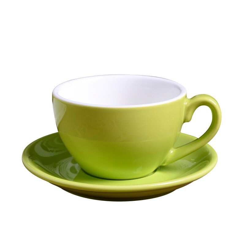 220ml keramiske kaffekopper kaffekoppsett europeisk stil cappuccinokopper for latte mokka te kaffekopp med tallerken: Lysegrønn
