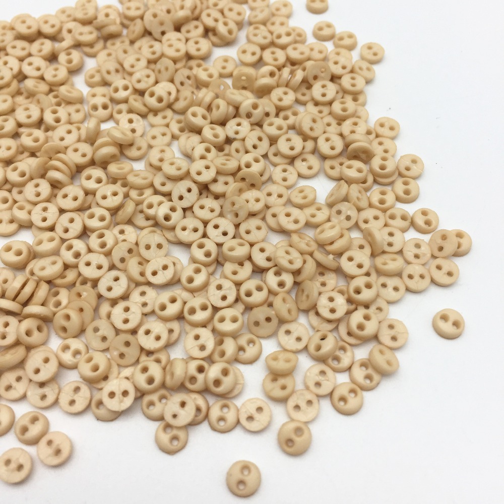 500Pcs 4Mm Natuurlijke Beige Ronde Hars Mini Knoppen Naaien 2 Gaten Kleine Pop Kleding Knop Voor Scrapbooking Versieringen