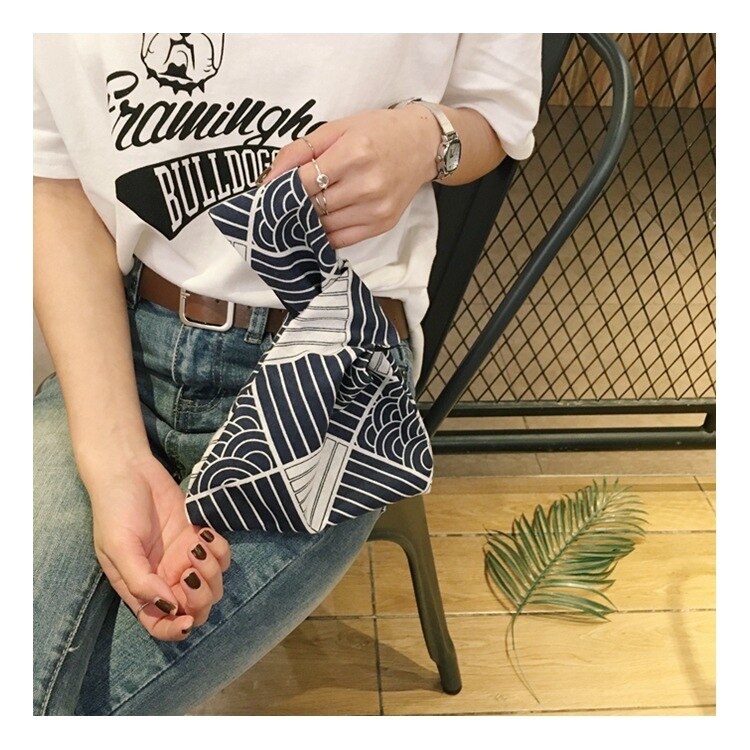 Bloemen Meisjes Japanse Stijl Pols Zak Draagbare Wandeling Telefoon Key Coin Bag Enkele Leuke Shopping Tote Polsbandjes Voor Lady