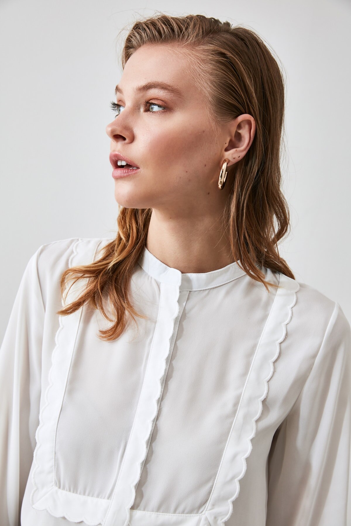 Trendyol Kraag Gedetailleerde Shirt TWOAW21GO0169