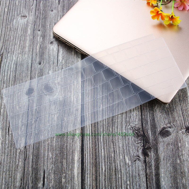 Silicone Waterproof Dust-Proof Keyboard Cover Protective Skin For MacBook Air 13 inch Release A1932 Touch ID US Layout: Transparent