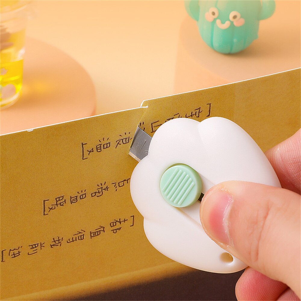 Bear Paw Utility Knife Kawaii Mini Box Opener Portable Paper Cutter Express Box Knife Handmade Tools Office Accessories