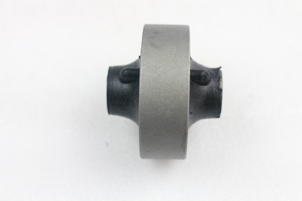 Lower arm Link bushing Control Arms Trailing Arm Bush for TOYOTA CAMRY Station Wagon SCEPTER Estate 48655-33040