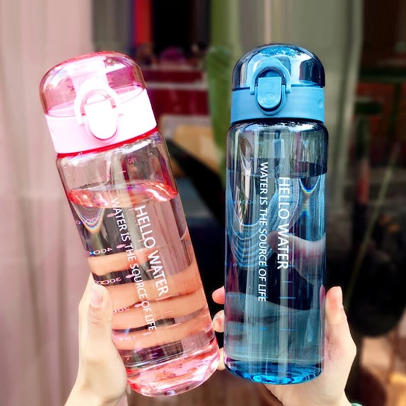 780 ml, botella agua niños,botella de agua,botella de agua deportiva ,botellas para agua,para ciclismo al aire libre, útiles escolares para estudiantes,botellas de agua para el colegio