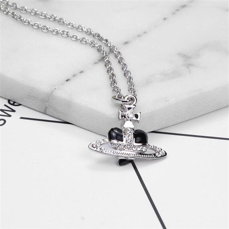 Nuova Personalità Fredda di Cristallo Saturn Collana A Catena Per Le Donne Brillante Zirconia Cuore Pianeta Pendente Della Collana Del Choker Dei Monili del Regalo: Heart Black