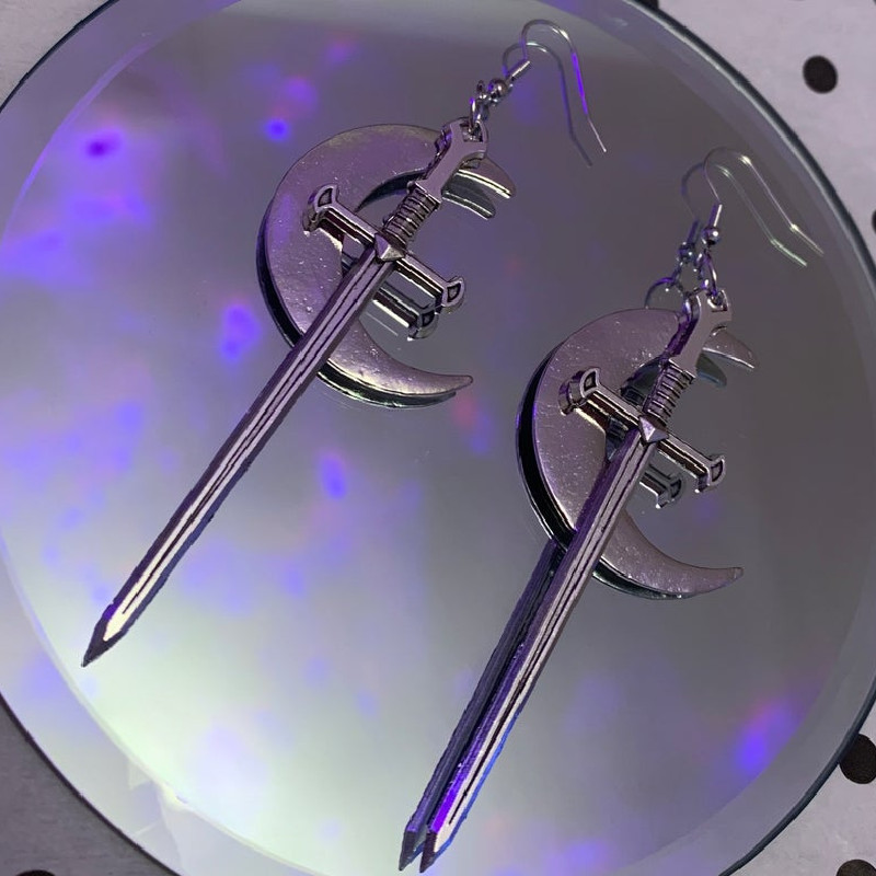 Pendientes de espadas góticas de Color dorado, Tarot Medieval gótico largo, declaración alternativa vikinga, para hombres y mujeres, joyería mística: Zinc negro plateado