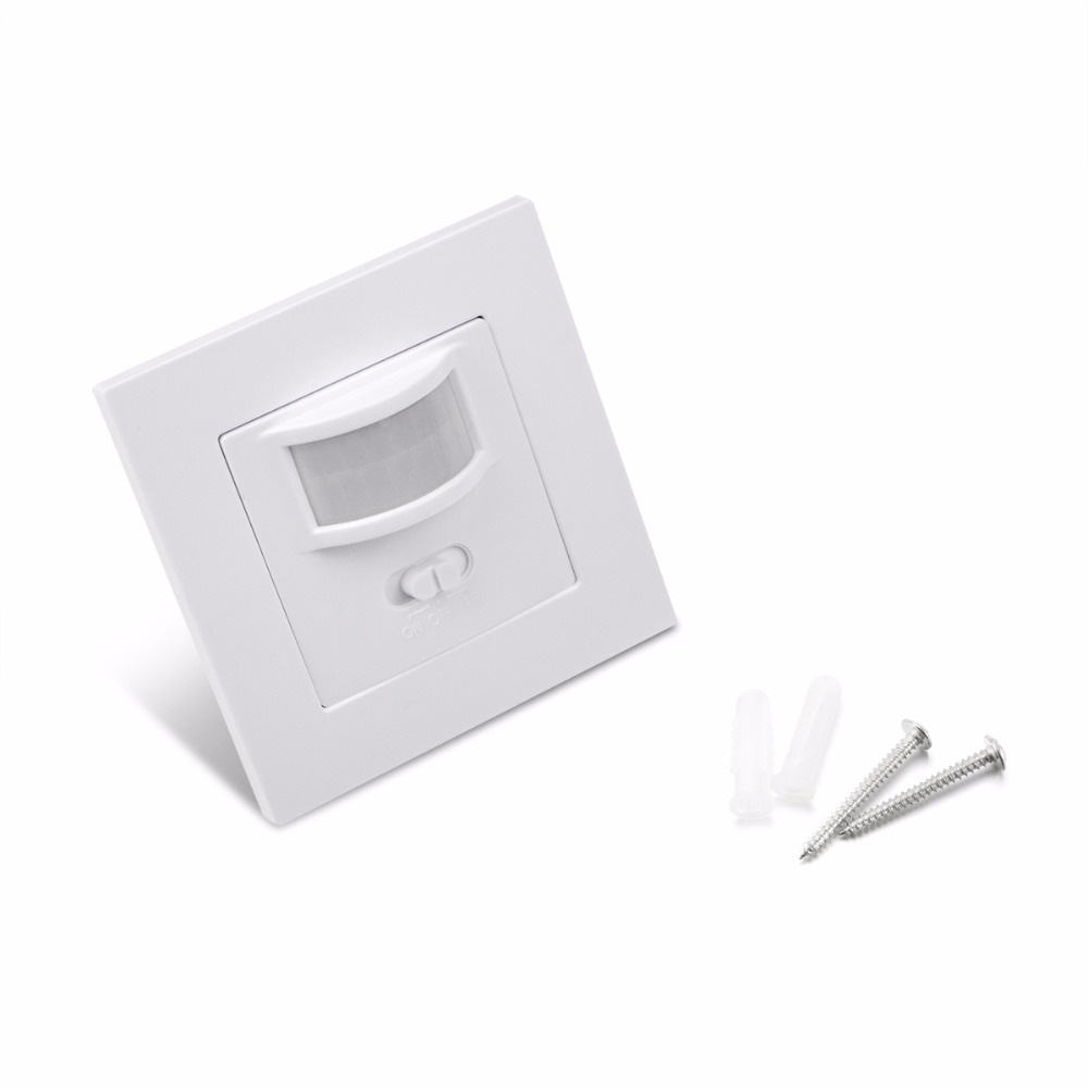 Wall mounted PIR Motion Sensor light Switch ON / OFF Power Electrical Socket Adapter 100V-240V AC MAX 500w load + 10m max
