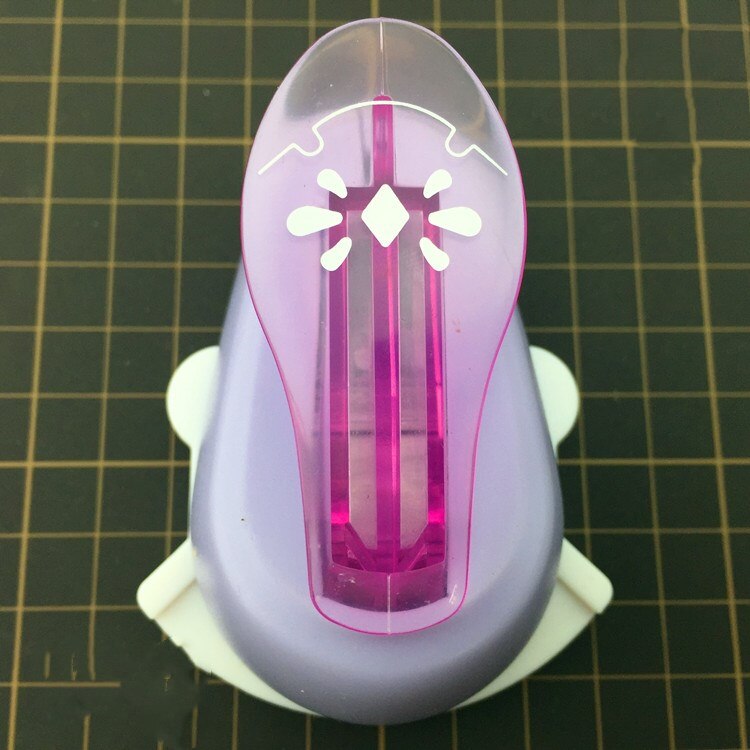DIY Embossing Machine Scrapbook Puncher Memorial Book Card Right Angle/Lace Flower Puncher Craft Making Tools: Diamond type